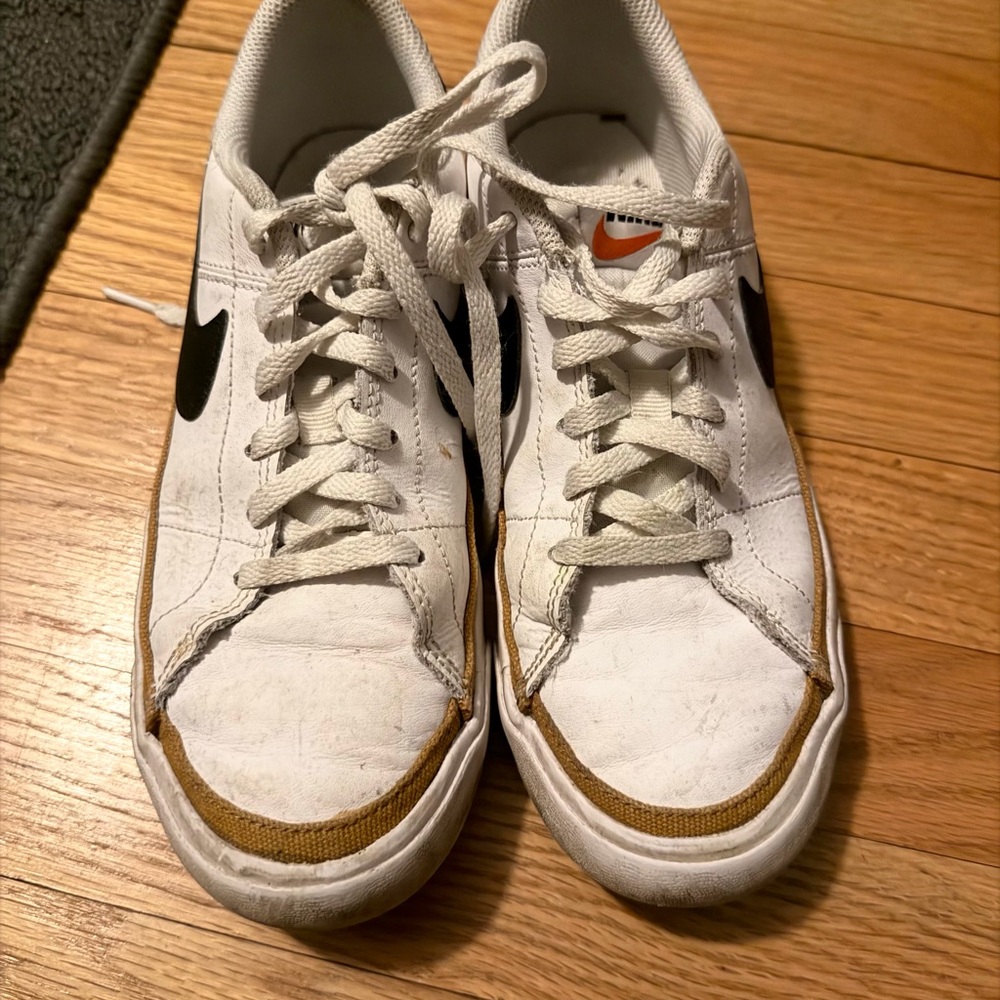 Nike court legacy sneakers